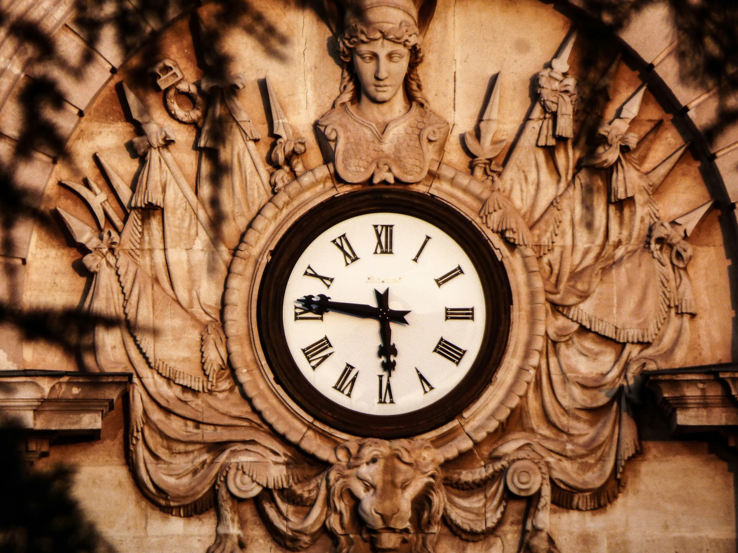 Beyond the Clock Unlocking the True ROI of Executive Time